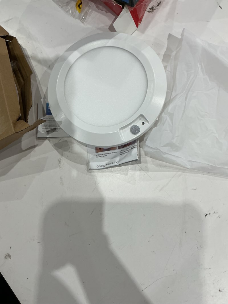 Condition photo showing Good Condition for battery operated motion sensor light indoor, 6.3", 210lm, 6000k cool white, stick-on or screw mount for ceiling/wall, for closet, pantry, shed, cabinet, stairwell, hallway, 1-pack 1pack white light