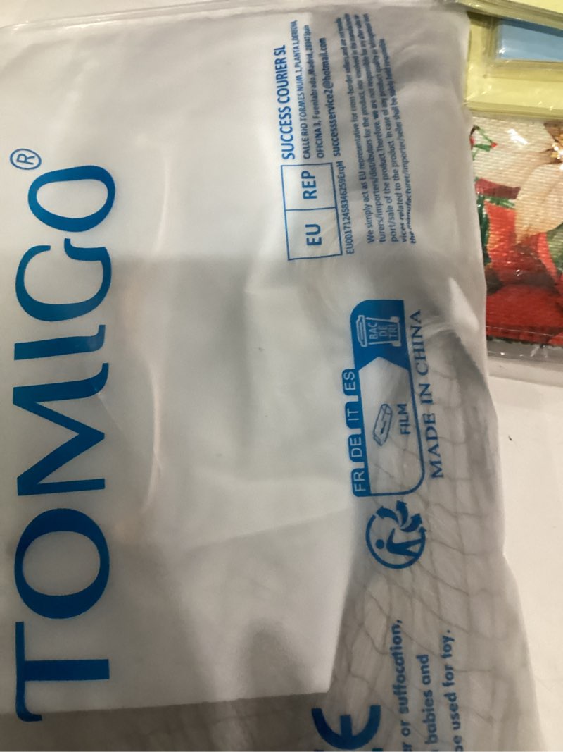 Condition photo showing Good Condition for Old Lady Wig with Accessories of Granny Glasses, Faux Pearl Necklace and Eyeglass Chains, Short Grey Grandma Wig for 100th Day of School Cosplay Halloween