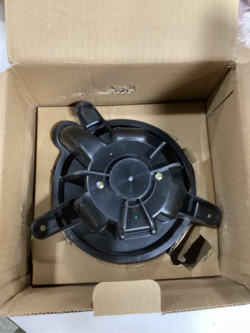 Condition photo showing Good Condition for AC Heater Blower Motor Replacement for 1997 1998 1999 2000 2001 Jeep Cherokee, 1997 1998 1999 2000 2001 Jeep Wrangler Replaces # 700095, 4886150AA