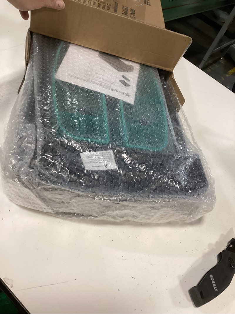 Condition photo showing New/Like New for yes4all aerobic exercise step platform, exercise stepper with risers for cardio and strength training, workout stepper for home gym a. neo green