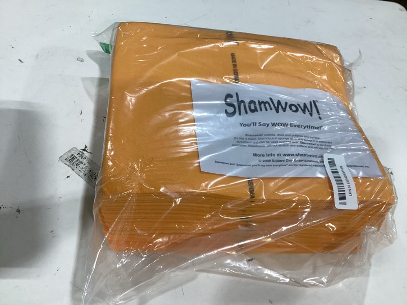 Condition photo showing Good Condition for shamwow 8pk (20"x27") shammy super absorbent multi-purpose home cleaning, chamois towel for cars, lint-free, streak-free & scratch-free, holds 10x its weight, machine washable, orange