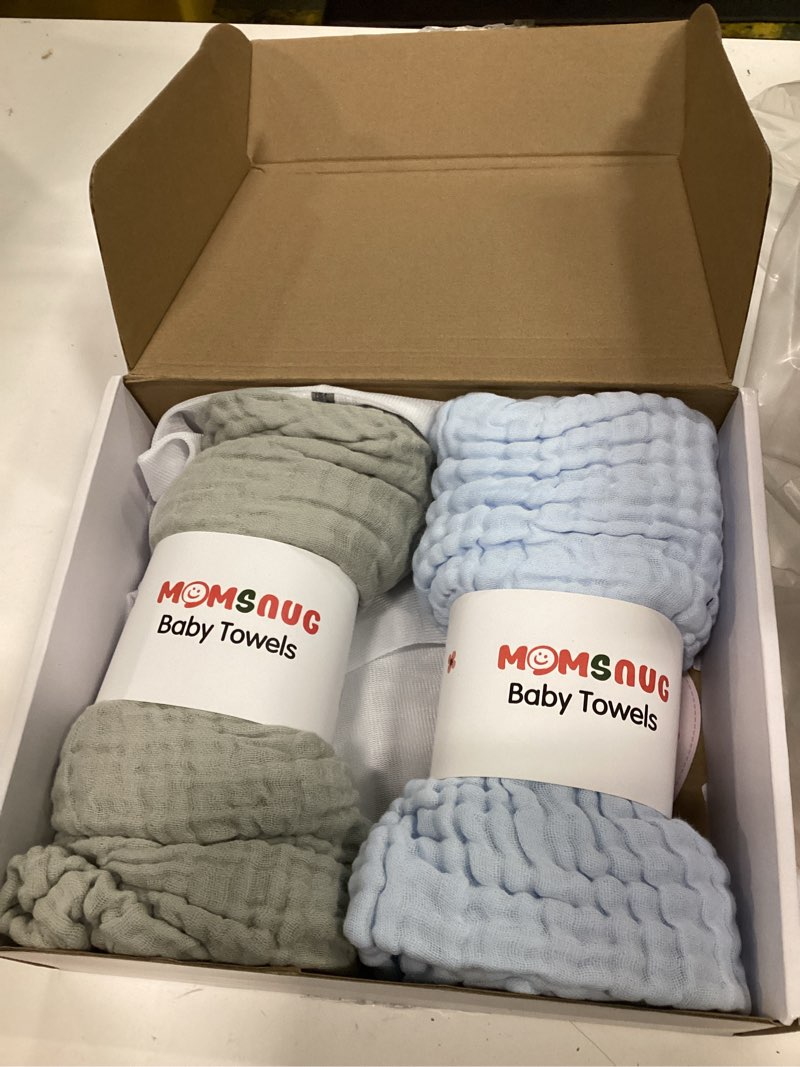 Condition photo showing New/Like New for momsnug 3-pack muslin hooded baby towels, green + grey + blue, 35" x 35" | 100% cotton, ultra-soft & highly absorbent ?quick-dry for delicate skin, for babies, toddler and newborn