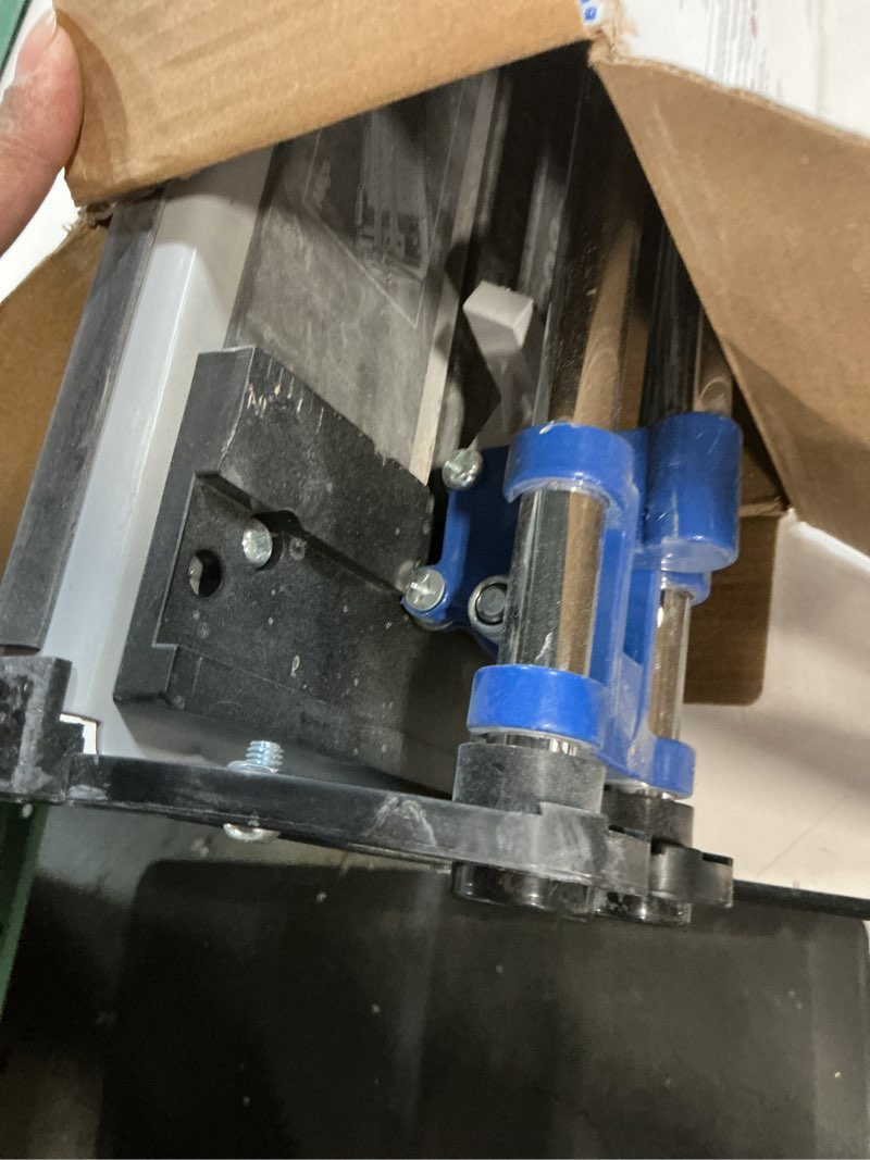 Condition photo showing As Is for barwalt 20-in tile cutter