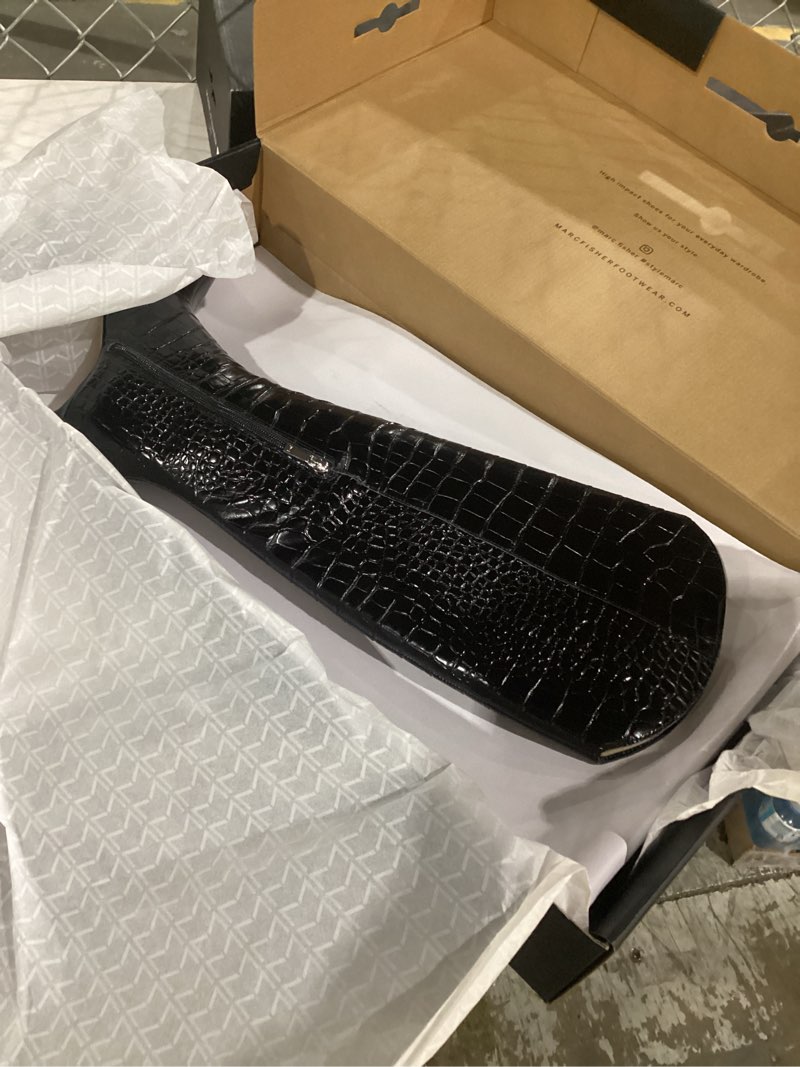 Marc Fisher LTD Women's QUINNIE Knee High Boot, Black Leather Croco 001, 6.5