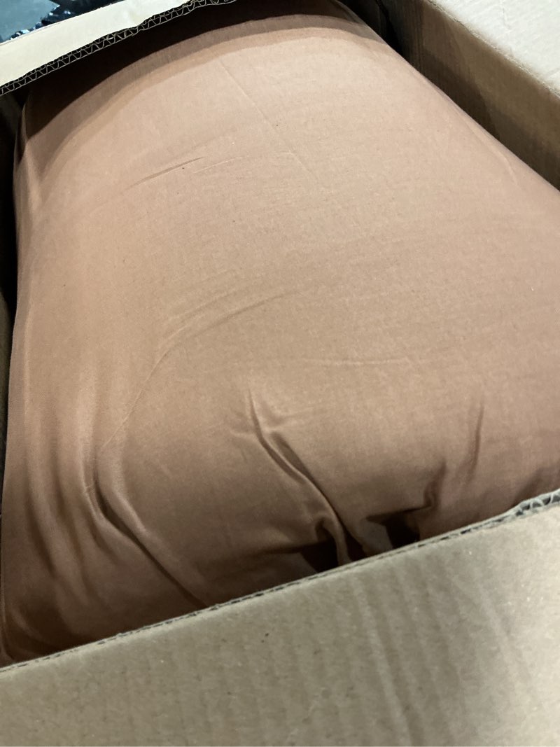 Condition photo showing Good Condition for coleman dunnock 20°f big ‘n tall sleeping bag, cold-weather sleeping bag fits adults up to 6ft 4in, machine washable, flannel liner