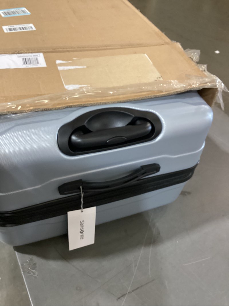 Condition photo showing Good Condition for samsonite omni pc hardside expandable luggage with spinner wheels, silver, checked-large 28-inch checked-large 28-inch silver