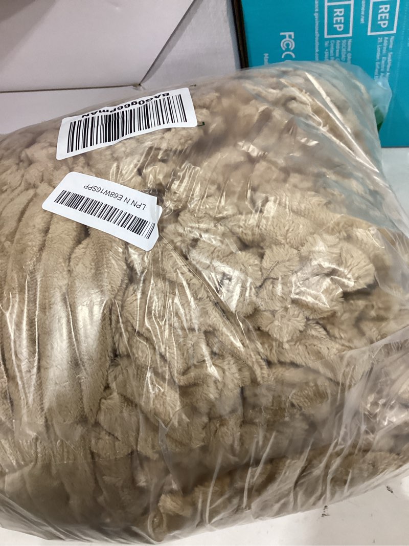 Condition photo showing Good Condition for soft bean bag chair cover no filler sofa cover storage bean bag cover organizing children plush toys (khaki, 4 feet-43.3"*43.3"*27.6") khaki 4 feet