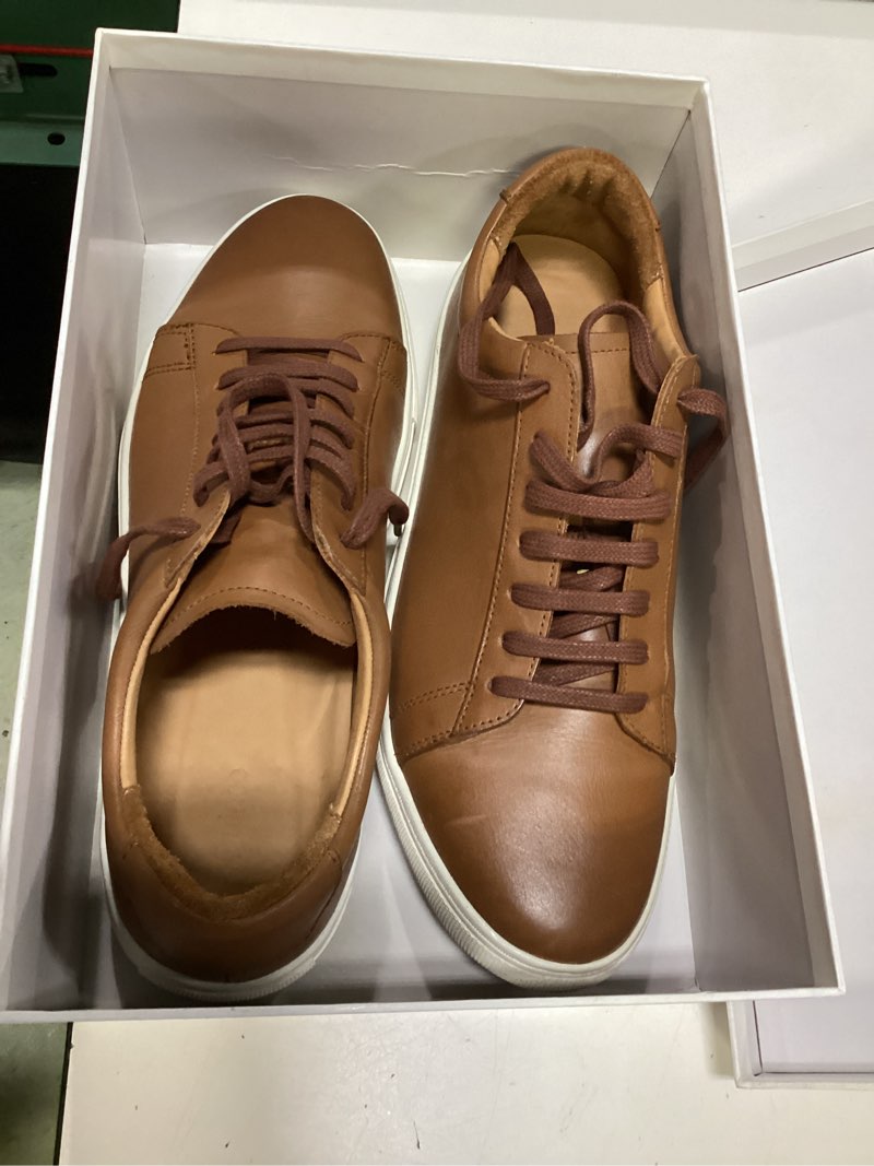 Condition photo showing Good Condition for quince italian leather everyday sneaker, 10, tan