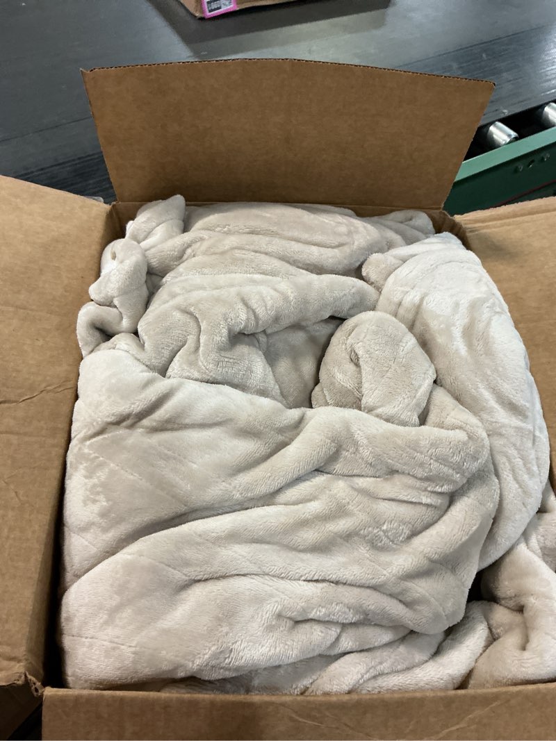 Condition photo showing Good Condition for Bedsure Electric Blanket Queen Size - Dual Control Heated Blanket Queen, Fast Heating with 10 Time Settings & 10 Heat Settings, Warm Gift for Grandma (84x90 inches, Ivory) 14 - Ivory Queen