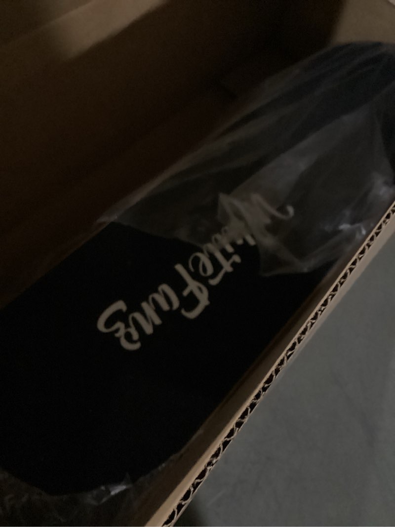 Condition photo showing As Is for WhiteFang Skateboards for Beginners, Complete Skateboard 31 x 7.88, 7 Layer Canadian Maple Double Kick Concave Standard and Tricks Skateboards for Kids and Beginners pink fantasy