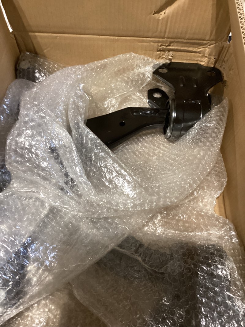 Condition photo showing Good Condition for 2pcs 524-113 524-114 front lower control arm driver passenger side fit for ford 2013 2014 2015 2016 2017 2018 2019 escape k622136 k622161 524-113 (k622136) 524-114 (k622161) - 2pc