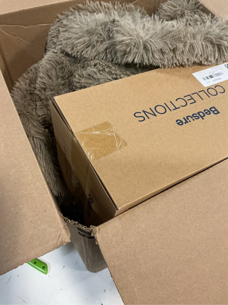 Condition photo showing Good Condition for bedsure gentlesoft fluffy brown blankets queen size for bed, thick sherpa faux fur fleece fuzzy plush winter warm heavy soft queen blankets, bedroom decor brown gifts cozy gifts for women men, 90x90 11- brown queen (90" x 90")