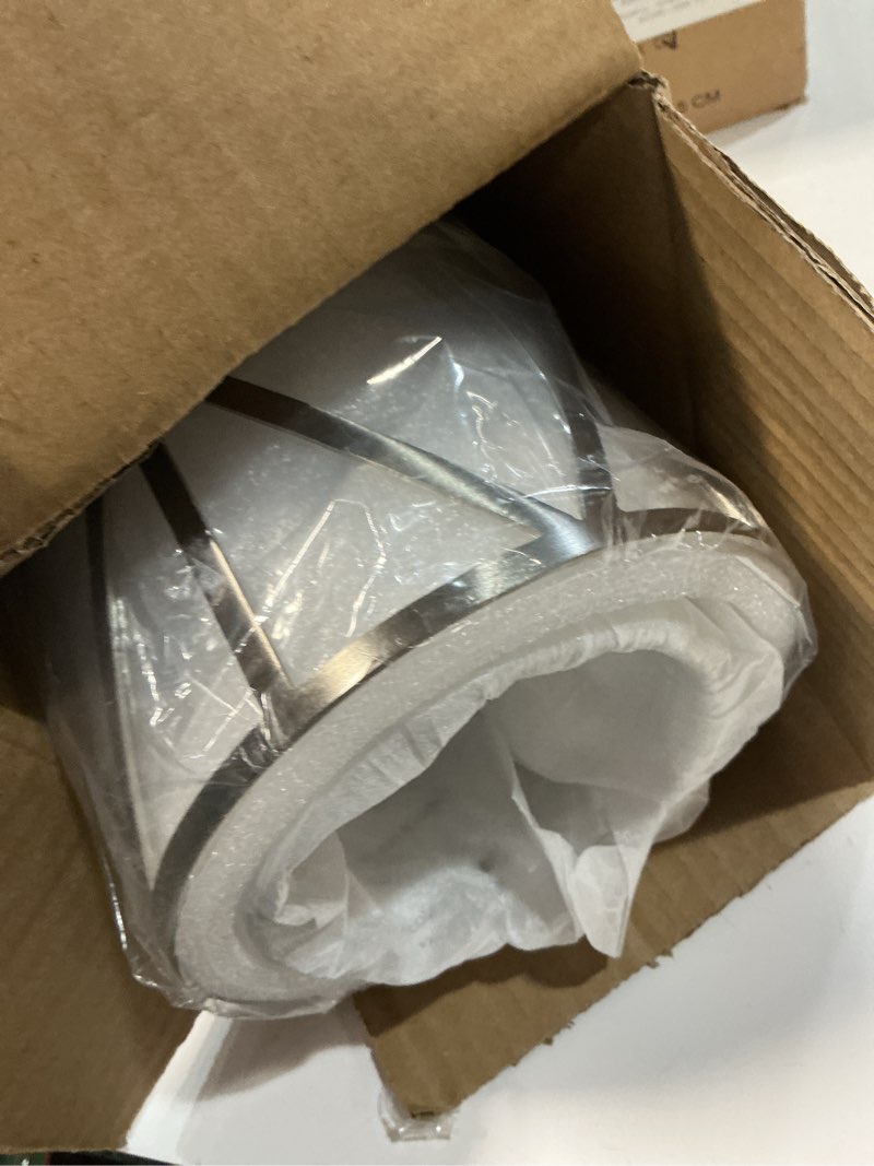 Condition photo showing New/Like New for Zlierop 5.4"×7.9" Pendant Lights Kitchen Island with Clear Glass, Brushed Nickel Pendant Lights, Cyl