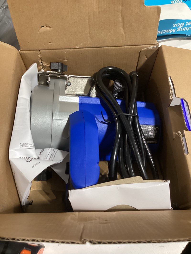 Condition photo showing Good Condition for Kobalt 1.16-in Ceramic Tile Cutter Kit