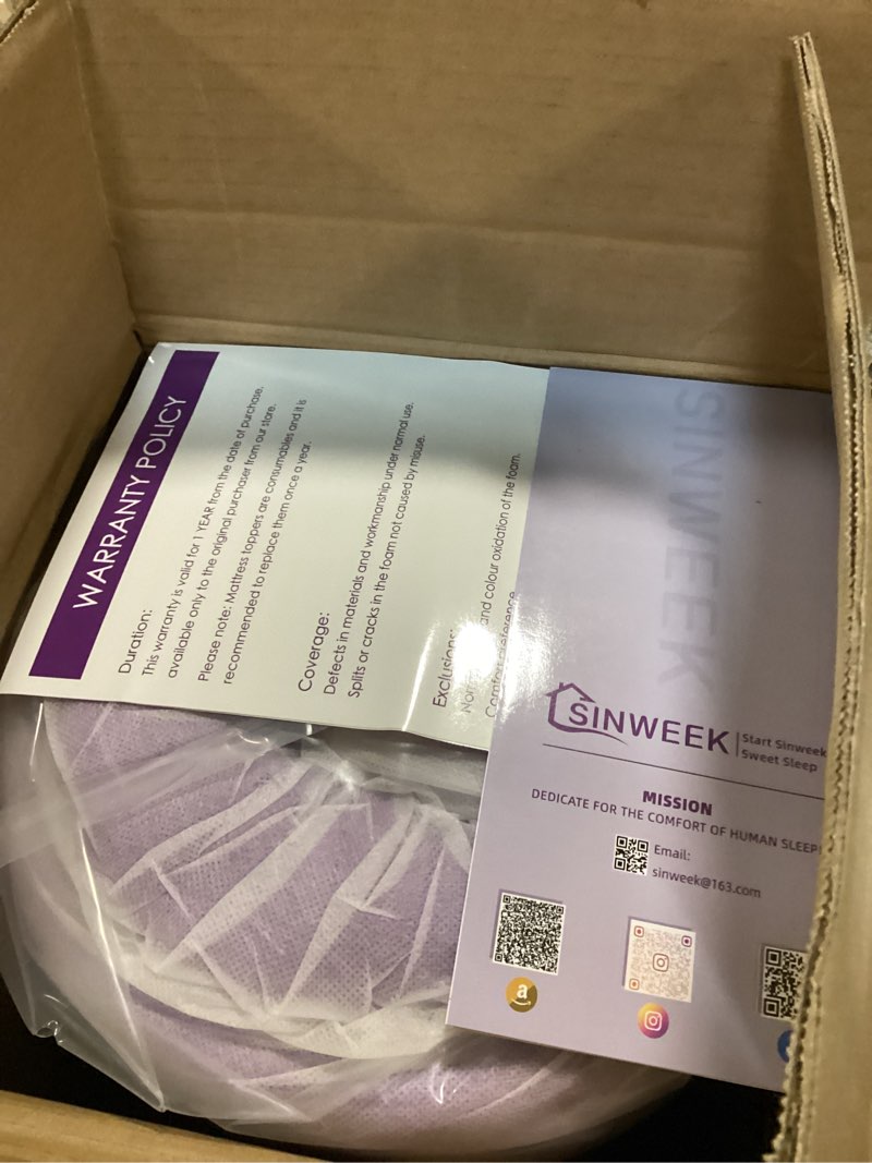 Condition photo showing New/Like New for SINWEEK 3 Inch Gel Memory Foam Mattress Topper Ventilated Soft Pressure Relieve Mattress Pad, Breathable Bed Topper, CertiPUR-US Certified, Queen Size 3 Inch Queen