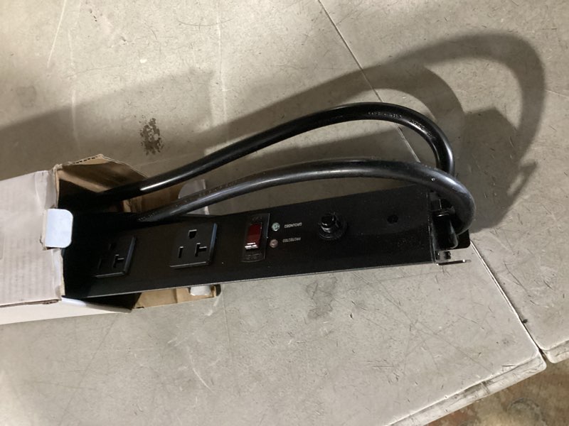 Condition photo showing Good Condition for hhsoet 16 outlet long power strip, 6ft heavy duty power strip with 4800j surge protection, 20a mountable wide-spaced outlets for home, office, garage & workshop - etl certified (black) 6ft black