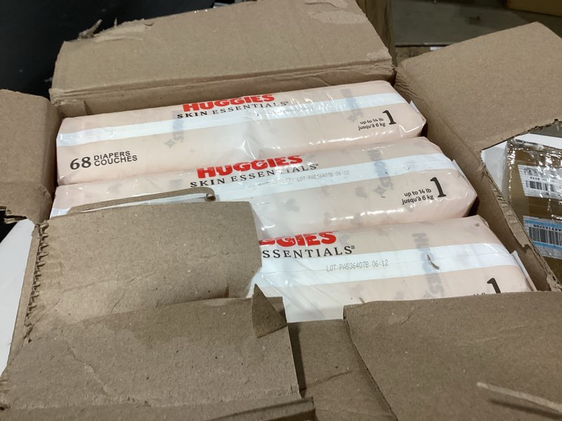 Condition photo showing New/Like New for huggies skin essentials disposable diapers - econ+ pack - size 1 - 204ct
