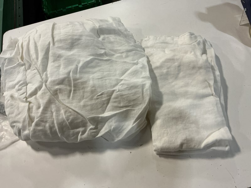 Condition photo showing As Is for european linen fitted sheet set, queen, white