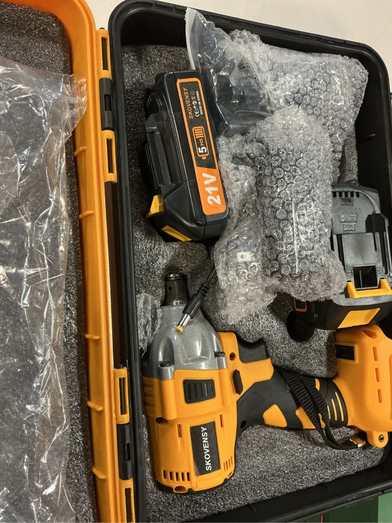 Condition photo showing Good Condition for cordless impact wrench 258ft-lb?350n.m?, 1/2 impact gun, 2 batteries, pistola de impacto, with 6 sockets, electric impact driver for car tires and home yellow