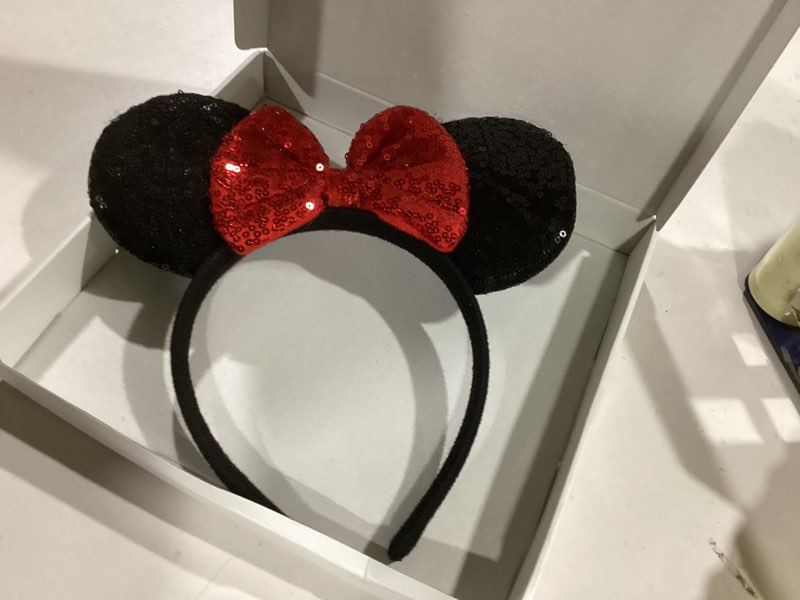 Twineek 2 Pcs Red Mouse Ears Sequin Headbands,Shiny Bows Headbands, A Perfect Addition to Your Trip 