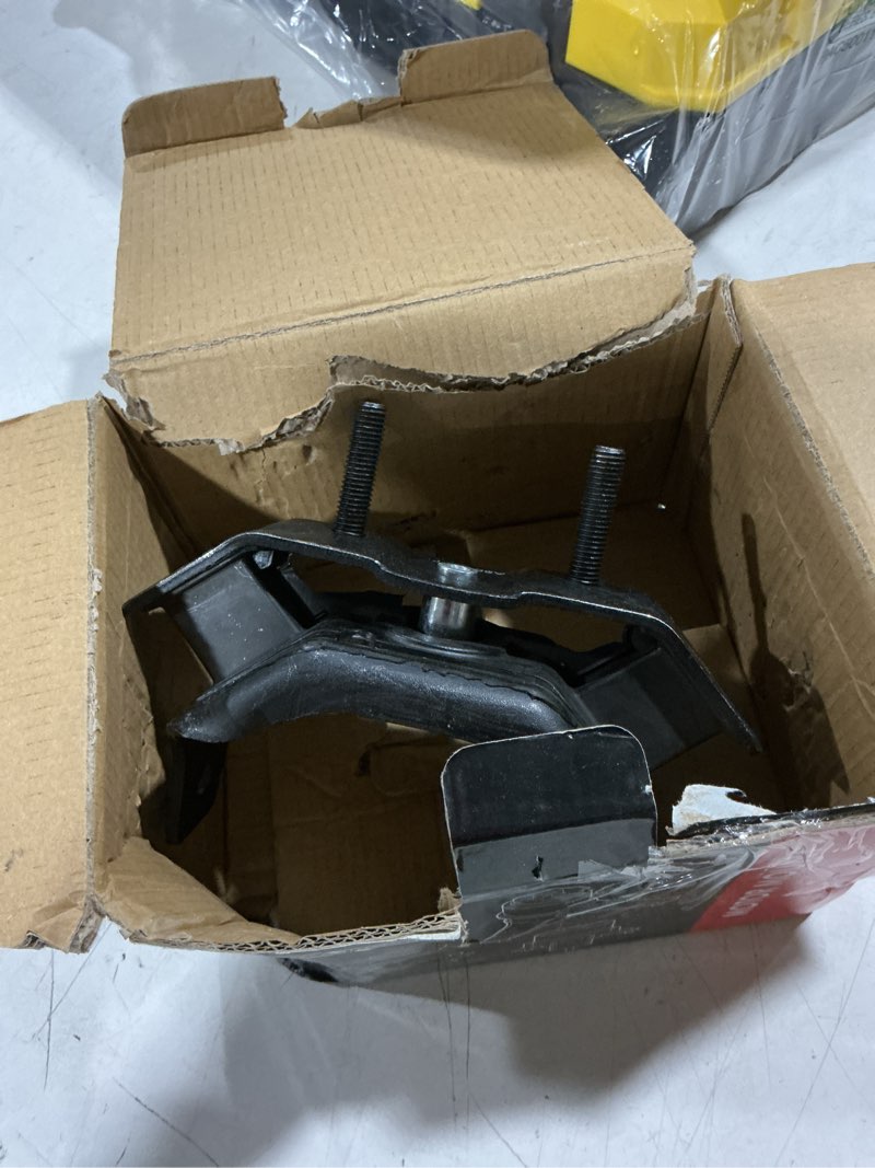 Condition photo showing As Is for 1 transmission mount, automatic transmission mount for subaru forester 2014-2017, compatible with subaru impreza 2012-2013 and subaru legacy 2013-2014