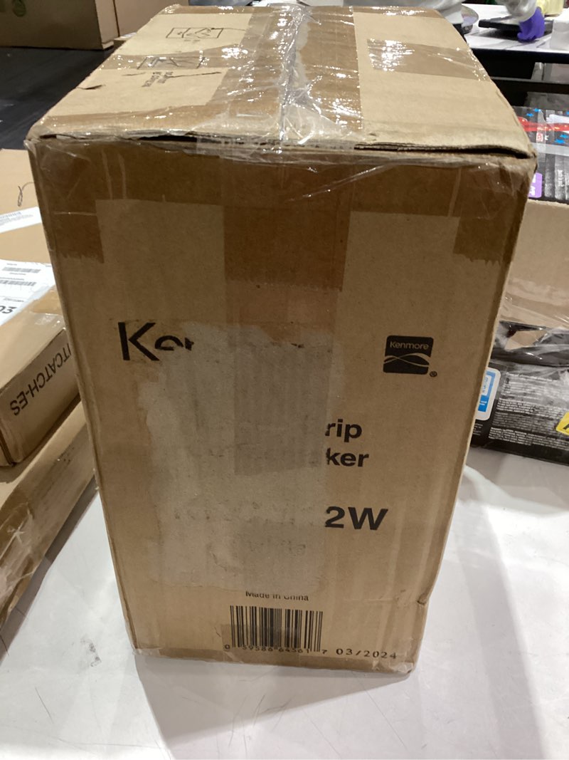 Condition photo showing Good Condition for Kenmore 12-Cup Drip Coffee Maker  Programmable Coffee Machine  White