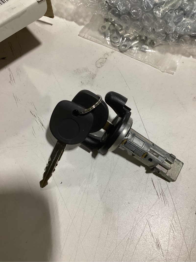 Condition photo showing Good Condition for lcwrgs ignition lock cylinder switch with keys replacement for 1998-2003 chevy silverado suburban tahoe express gmc sierra savana yukon xl 1500 2500 3500 cadillac escalade, replaces us287l