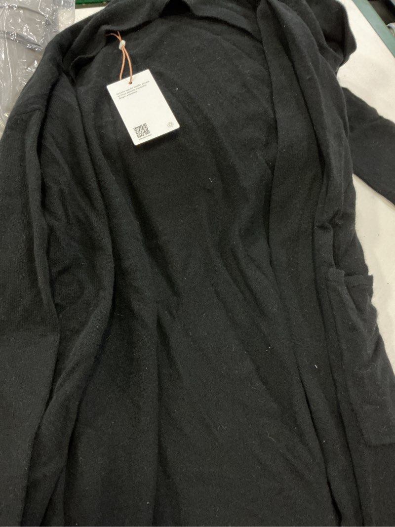 Condition photo showing New/Like New for mongolian cashmere robe, s, black