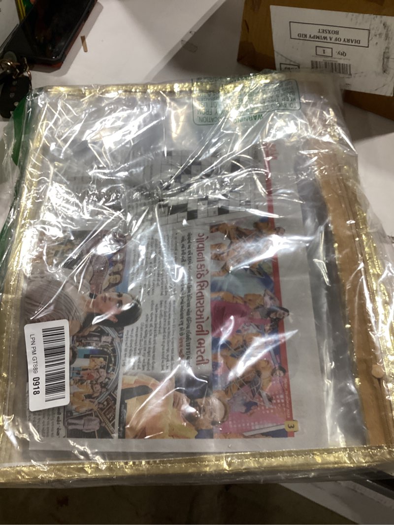 Condition photo showing New/Like New for kanushi set of 10 pc transparent saree covers/saree bags/storage bags/clothes covers with stainless steel zip lock combo (suitable for single saree pack) (golden), 14x17