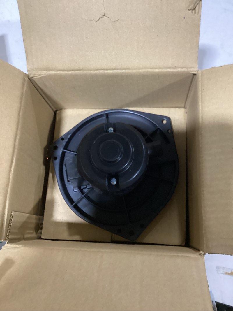 Condition photo showing Good Condition for Front HVAC Blower Motor Fit for Infiniti G20 1999 2001 2002, I30 1996-1999, QX4 1997-2003, Compatible with Nissan Pathfinder 1996-2004, Maxima 1995-1999, Heater Blower with Fan Cage