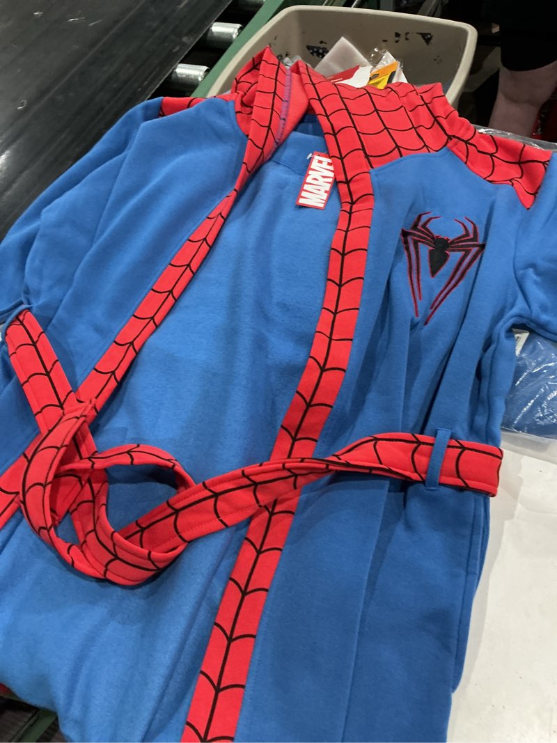 Condition photo showing Good Condition for bioworld spider-man cosplay hooded robe -medium