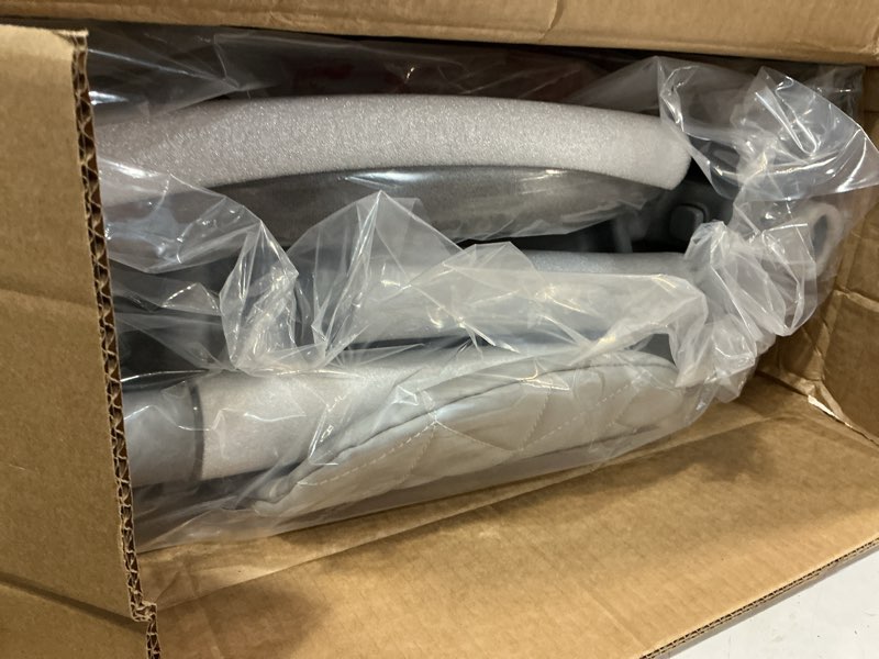 Condition photo showing New/Like New for kinderkraft lastree foldable baby high chair for babies and toddlers with reclining function, play bar, adjustable tray and footrest in grey