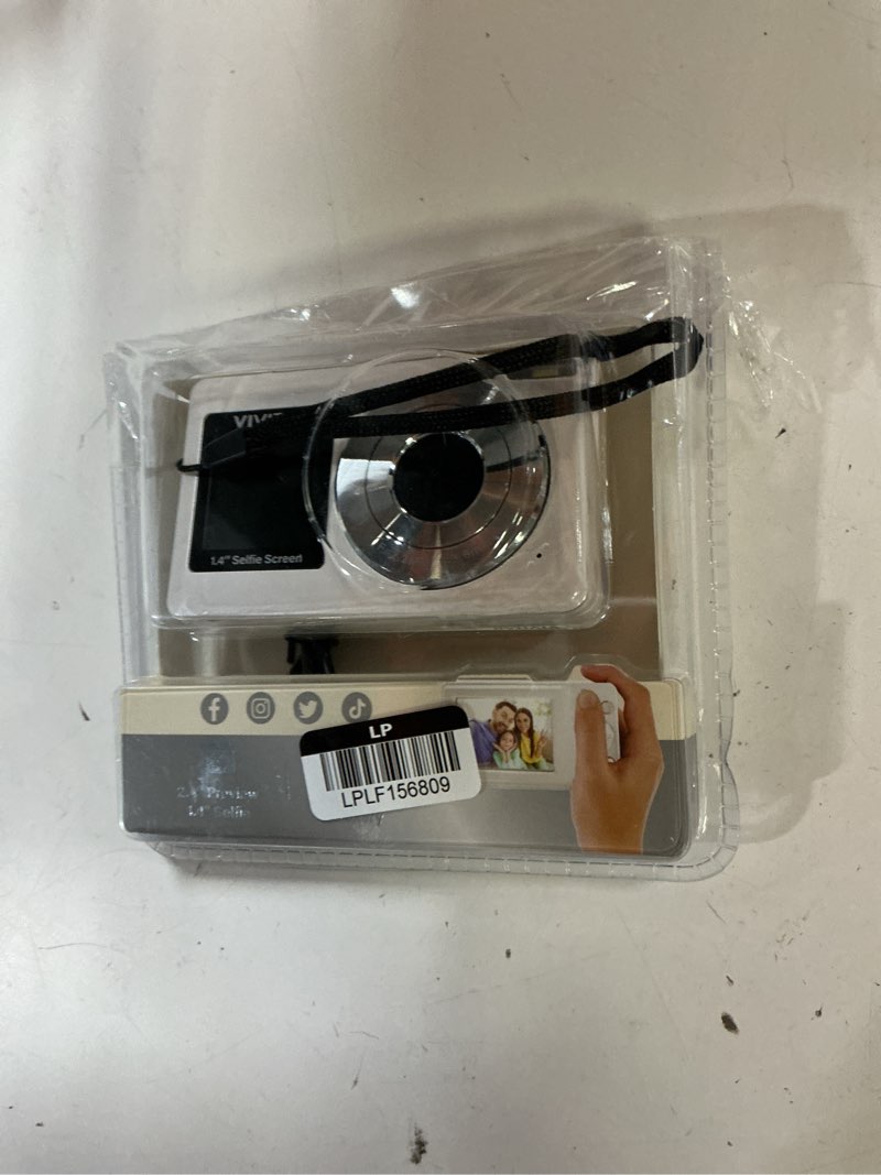 Condition photo showing As Is for vivitar snapshot duo digital camera - white