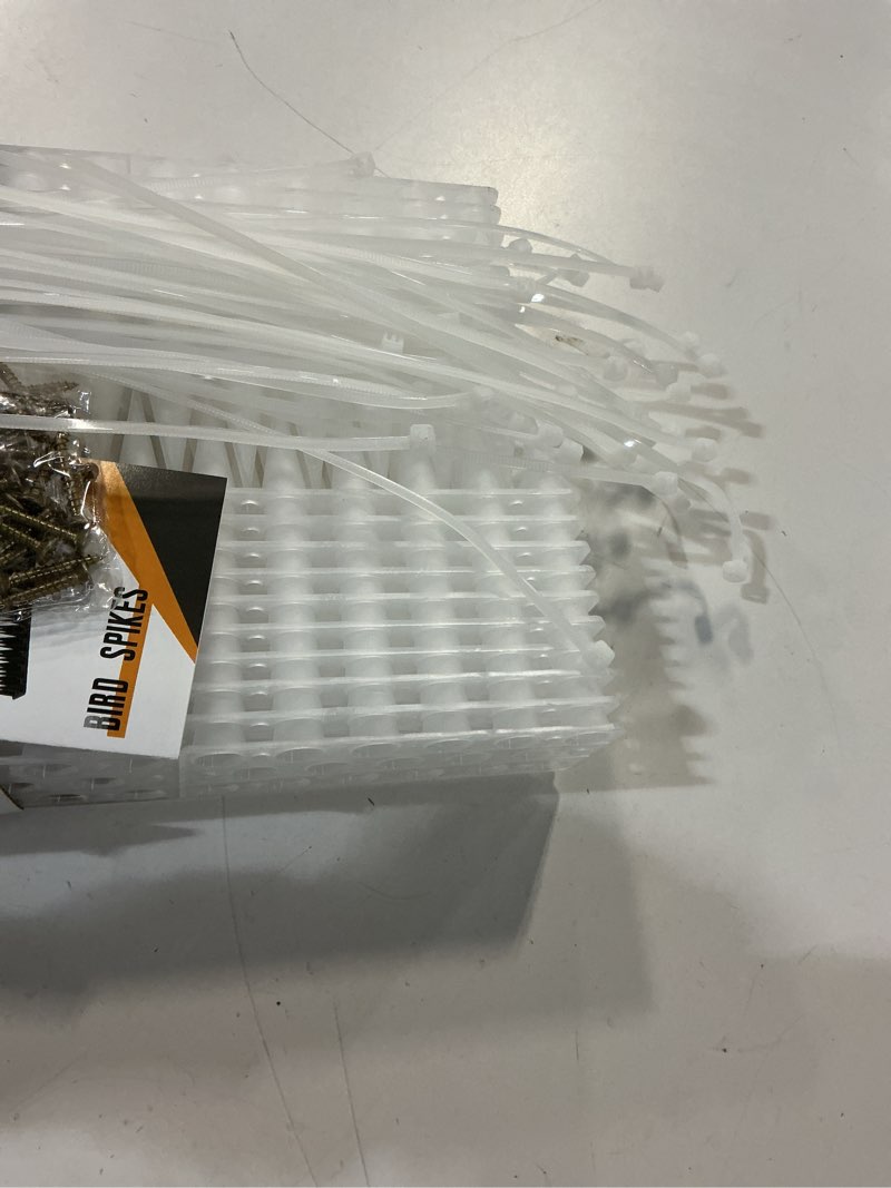 Condition photo showing Good Condition for bird spikes, 22ft outdoor bird deterrent spikes device for birds pigeon woodpecker squirrel raccoon cat, plastic bird deterrent for outside, patio, roof, sill, fascia (clear, 20pcs) clear 22.0 ft