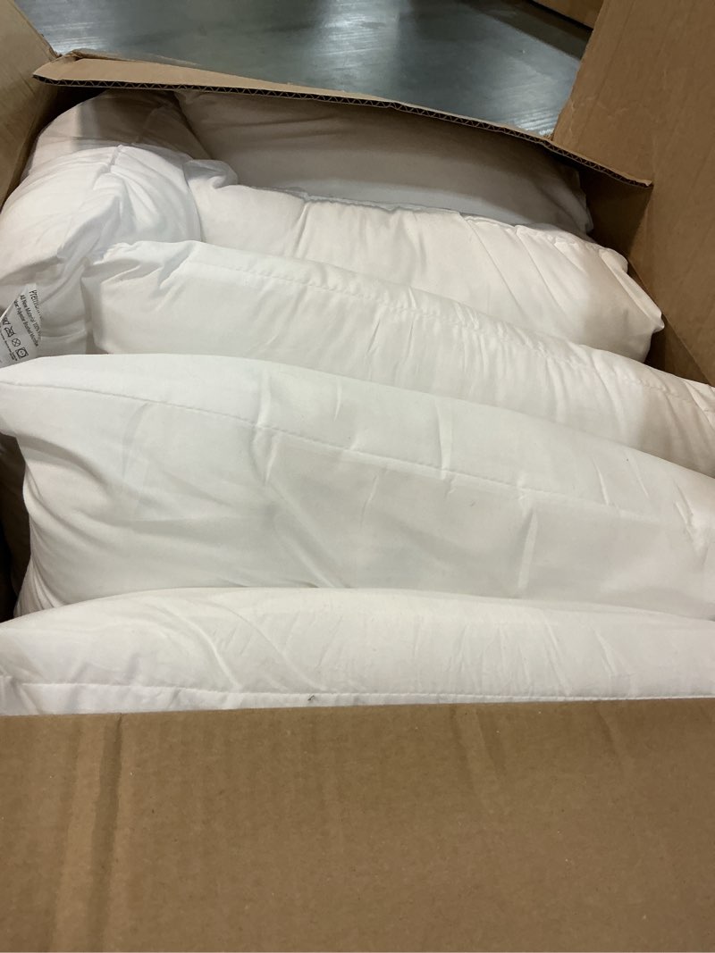 Condition photo showing Good Condition for 18 x 18 inches pillow inserts, set of 6 hypoallergenic brushed microfiber liner down alternative filled square cushion throw pillow 18 x 18 inch (pack of 6)
