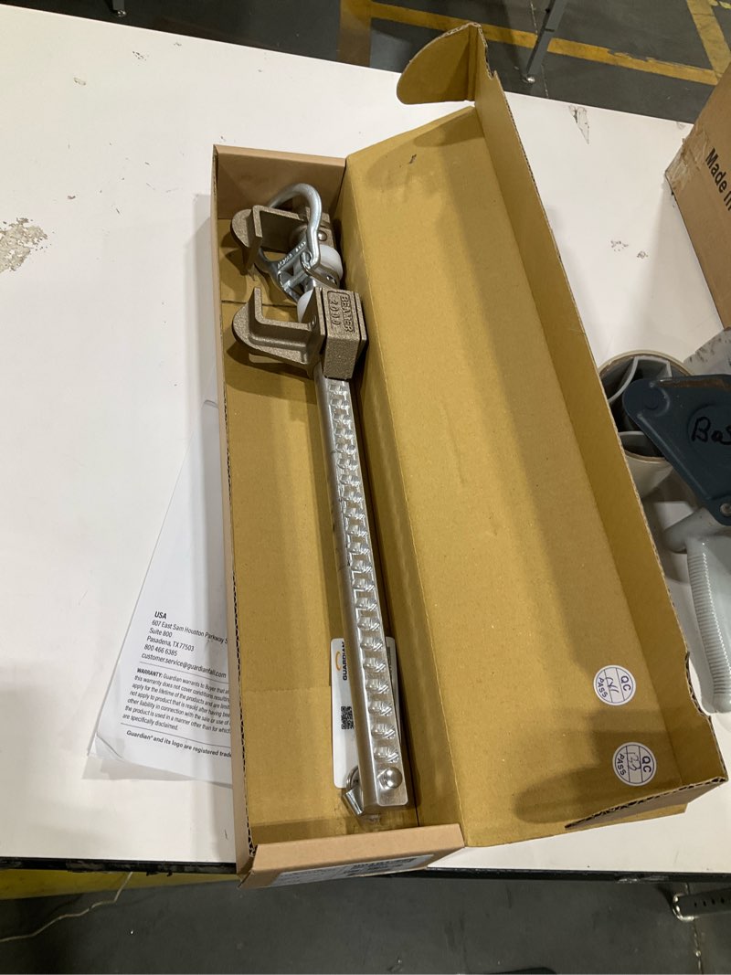 Condition photo showing Good Condition for guardian 00101 beamer 2000 | horizontal beam anchor | fits 3.5 to 14 inch beams up to 1.25 inches thick | tool free installation | osha and ansi compliant beamer 3.5" - 14" flange width, up to 1.25" flange thickness