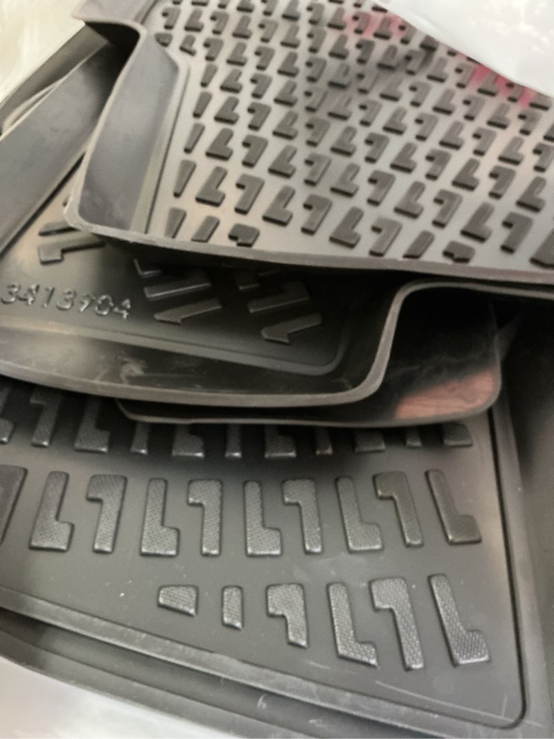 Condition photo showing Good Condition for Mercedes C Class 2008-2014 Custom Fit Floor Mats Rubber 3D Car Mats Laser Measured Floor Liners All Weather Heavy Duty Waterproof Odorless Non-Slip TPE (Front & Rear, Black) Mercedes C Class 2008 - 2014