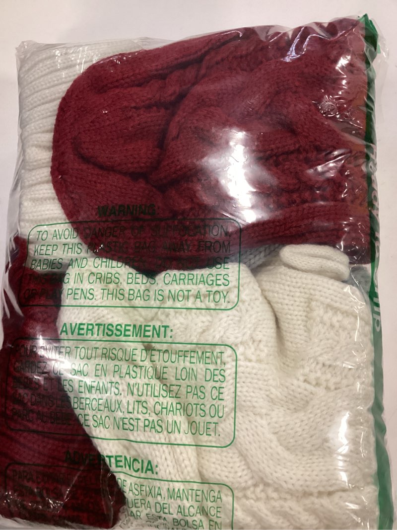 Condition photo showing Good Condition for 6-Pack Personalized Christmas Stockings, 18 Inch Large Knit Stocking Set with Leather Name Patch for Family, Holiday Party Decor