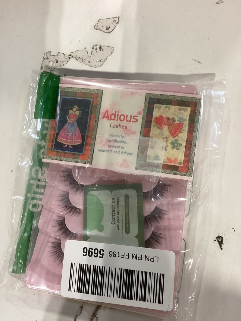 Condition photo showing Good Condition for Similar product not like stock photoKISS So Wispy, False Eyelashes, 'Style #11', 12mm, Includes 5 Pairs Of Lashes, Easy to Apply, Reusable Lash Clusters Maximum Volume - Multi Pack