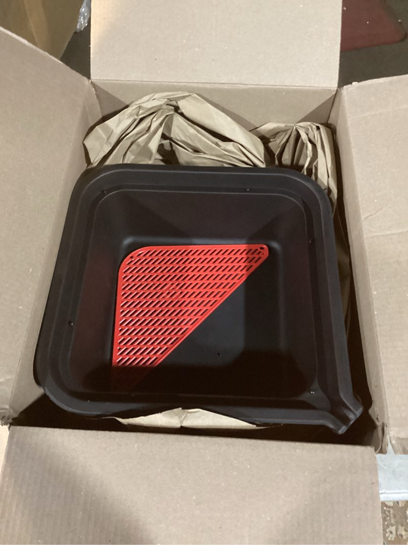 Condition photo showing Good Condition for ZEELINE BY MILTON Drain Pan with Filter Drain, 9.5-Quart, For Use with Motor Oils, Transmission Fluids, and Coolants, with Removable Mesh (ZE702)