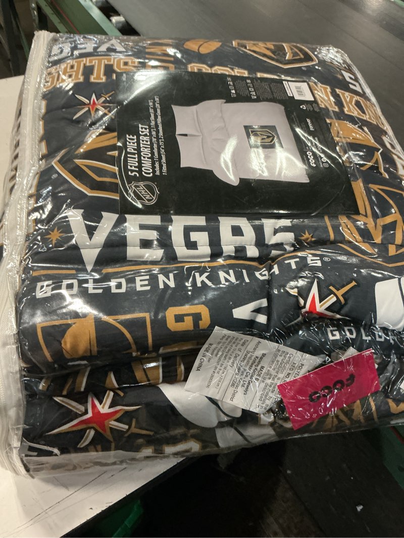 Condition photo showing Good Condition for FOCO NHL Unisex-Adult Themed Vegas Golden Knights Full Team Color