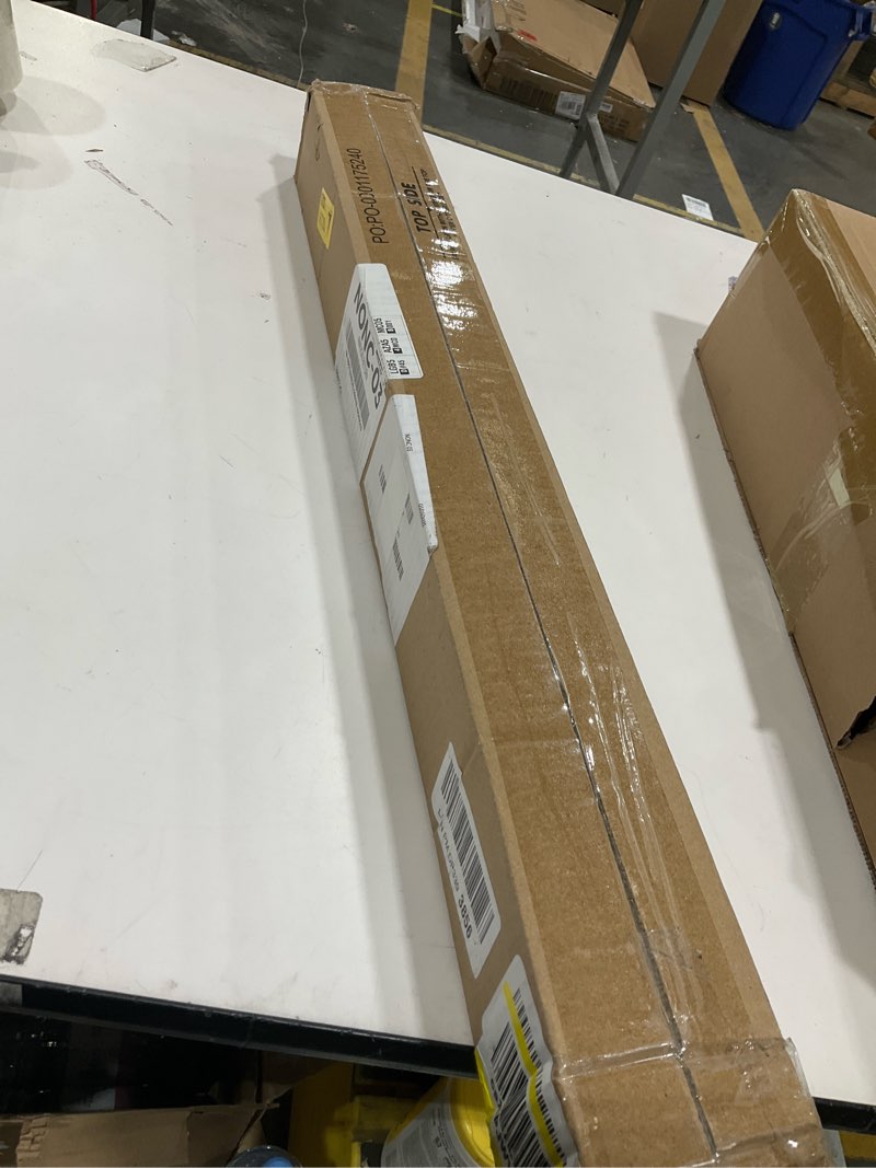 Condition photo showing Good Condition for Silver plastic trim kit