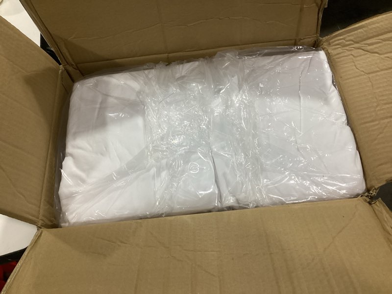 Condition photo showing Good Condition for Bulk Case Pack of 20 Fitted Sheets - (20) Queen Size Fitted Sheets with Deep Pockets - Wholesale Bulk Bedding for Hotels, Spas & Airbnbs - Breathable & Cooling - Soft and Wrinkle Free - (Queen, White) Queen (Pack of 20) 01 - White