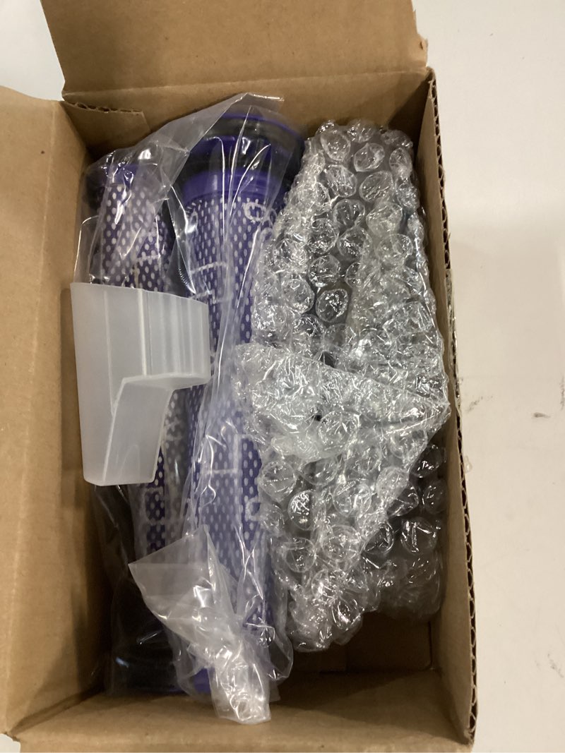 Condition photo showing Good Condition for 8000mAh Replacement for Dyson V6 Battery 21.6V Lithium VTC4 SV03 SV04 SV05 SV06 SV07 SV09 DC58 DC59 DC61 DC62 DC72 DC74 Absolute Animal Motorhead Slim Vacuum with 2 Filters (V6)