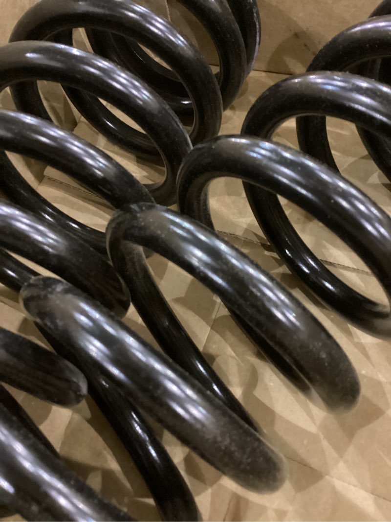 Condition photo showing Good Condition for ACDelco Gold 45H0107 (19469920) Front Coil Spring Set