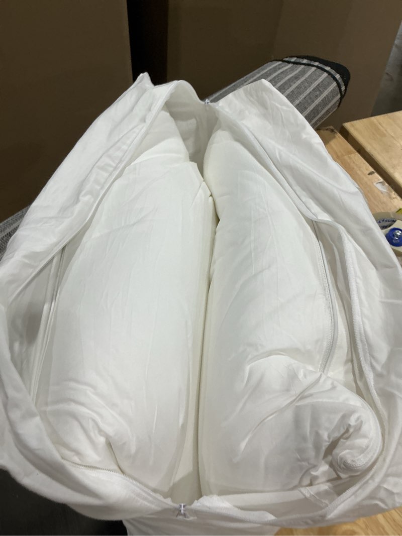 Condition photo showing Good Condition for three geese white goose feather & cotton pillows queen/standard size set of 1- soft 600 thread count 100% cotton, medium firm,soft support, white solid queen/standard(pack of 1) white