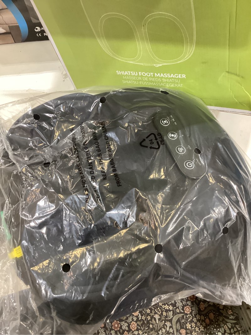 Condition photo showing Good Condition for Medcursor Foot Massager Machine with Heat, Rolling, Deep Kneading, Shiatsu Foot Massager for Delivers Pain Relief, Tired, Plantar Fasciitis, Gift for Women Mom Men Fits Up to 13" FM18