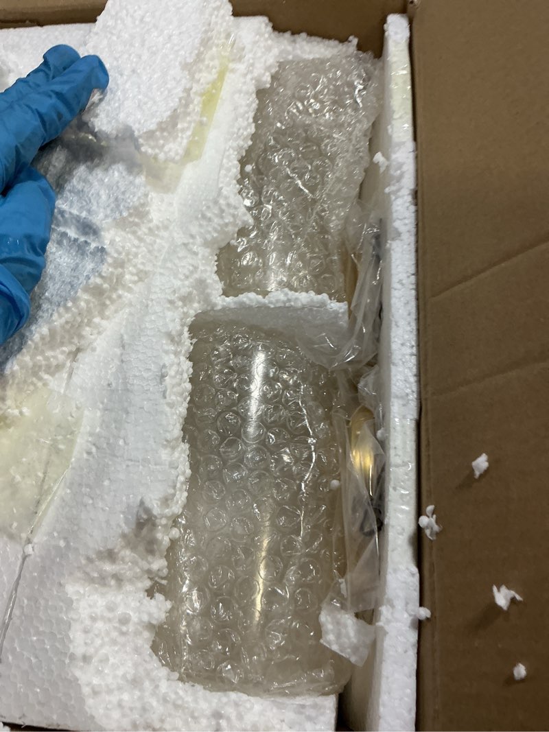 Condition photo showing Good Condition for EDISHINE Bathroom Light Fixtures, 2-Light Gold Bathroom Vanity Light, Modern Wall Sconces with Clear Glass Shades for Powder Room, Vanity Table, Mirror, Kitchen (E26 Base), ETL Listed