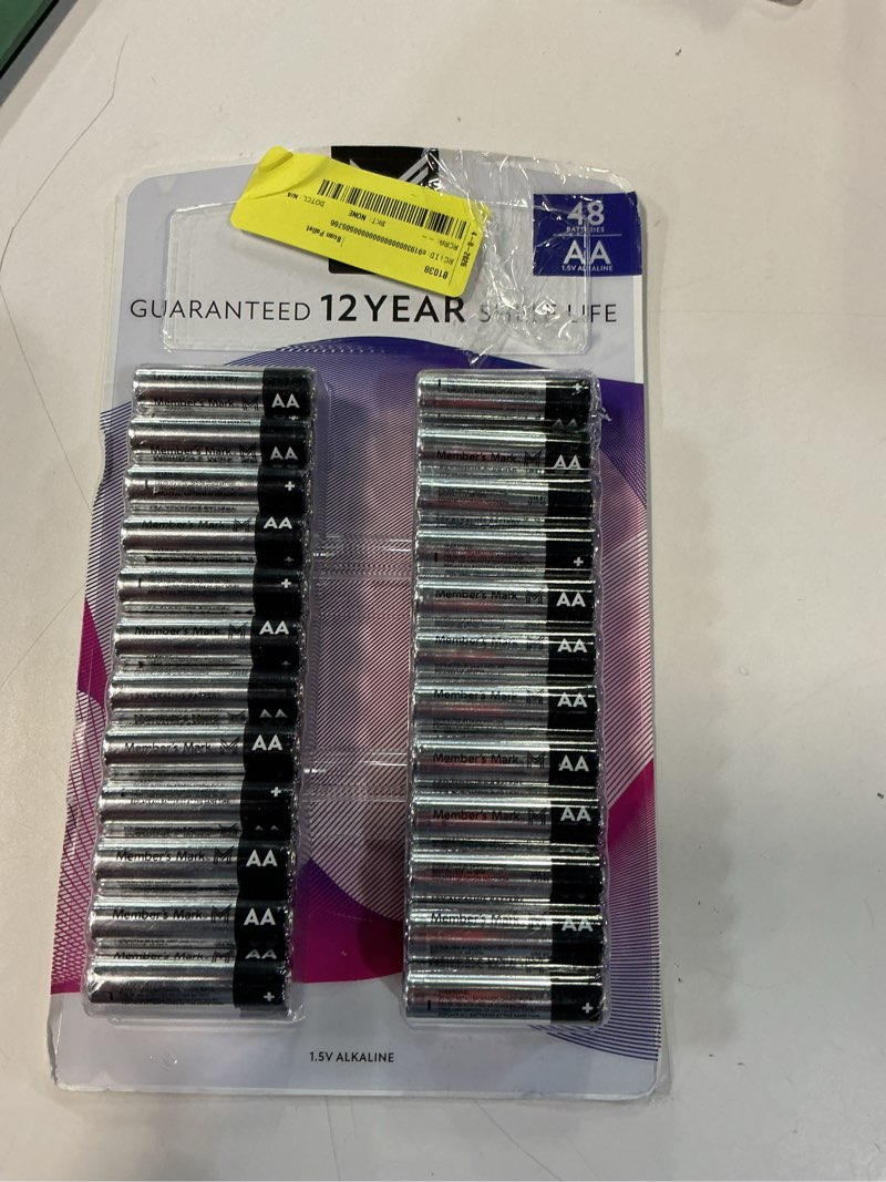 Condition photo showing Good Condition for member's mark aa alkaline batteries, 48 pack