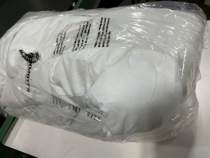 Condition photo showing Good Condition for Ultra Soft Full Size Mattress Topper - Cloud-Like Mattress Pad for Back Pain Relief - Breathable Cooling Material for Hot Sleepers, White White Full